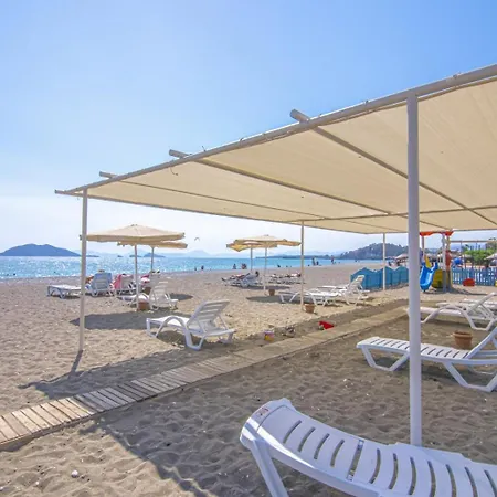 Апартаменты Sunset Club Aqualettings Dolphin 4