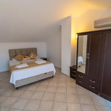 Sunset Club Aqualettings Dolphin 4 Appartement Fethiye