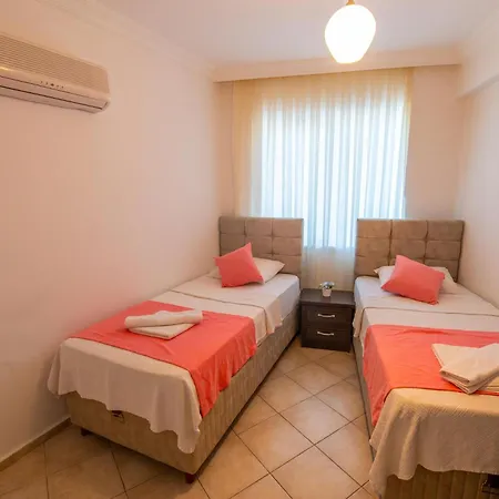 Апартаменты Sunset Club Aqualettings Dolphin 4 *